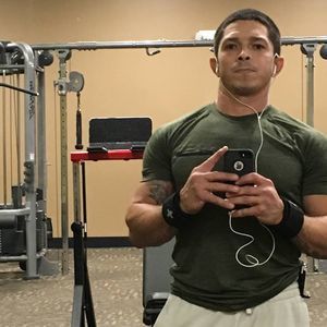 Meet your Posher, Luis